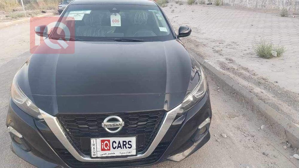 نیسان ئەلتیما